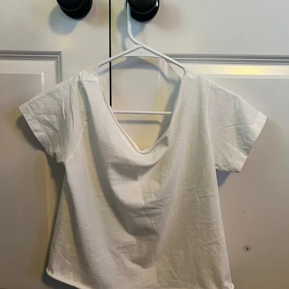 White off the shoulder top - Picture 4 of 4